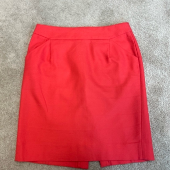 J. Crew coral pink pencil skirt Sz 8 pockets NWOT - Picture 2 of 10